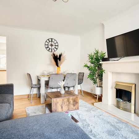 Liverpool Home With Free Parking West Derby Extérieur photo