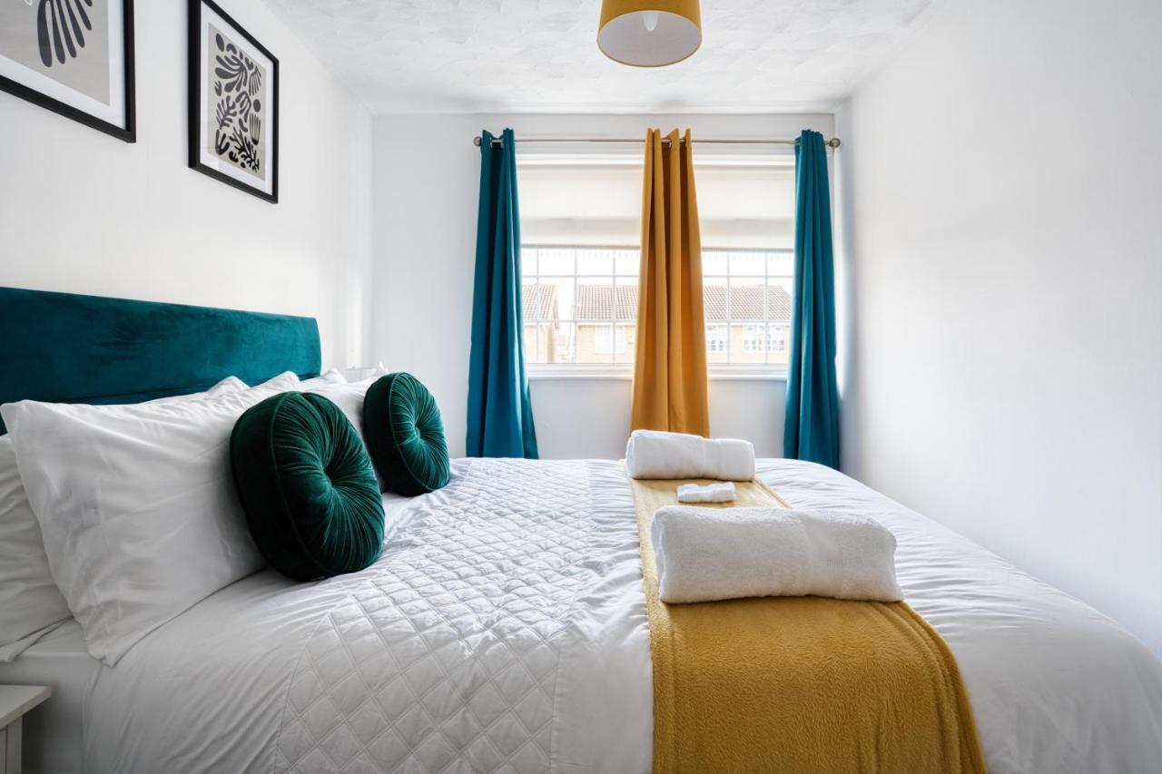 Liverpool Home With Free Parking West Derby Extérieur photo